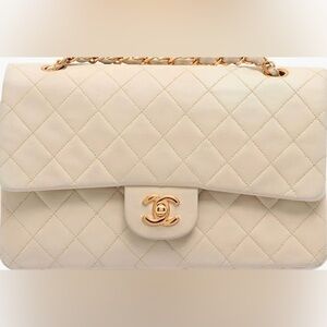 **sold** CHANEL flap classic Cream Quilted Leather Shoulder Bag